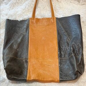Banana Republic Two-Tone Leather Tote Bag